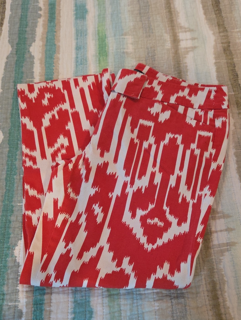 Ann Taylor Red and White Workwear Capris